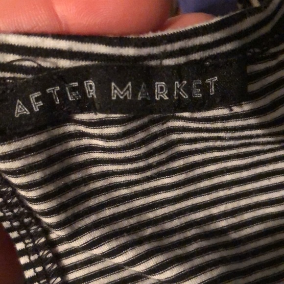After Market Short Sleeve Short romper Black and white stripes - Picture 10 of 11